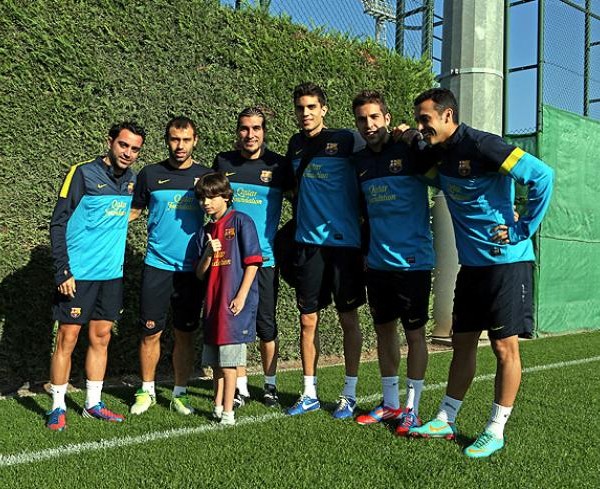 За «Барселону» будет играть мальчик без ног