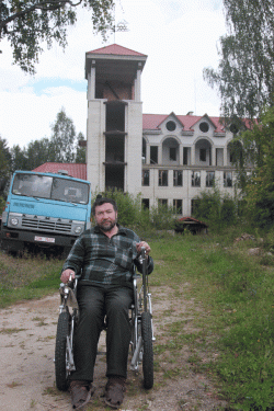 Блеск и нищета бывшего фермера, а ныне инвалида-колясочника, Валентина Грицука