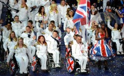 Британка, лишившаяся обеих ног в теракте в лондонском метро, осуществила мечту принять участие в Паралимпийских играх