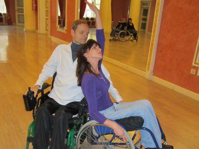 Наталья и Виталий мечтают поехать весной в Киев на чемпионат Украины по танцам на колясках. И очень надеются показать хороший результат.