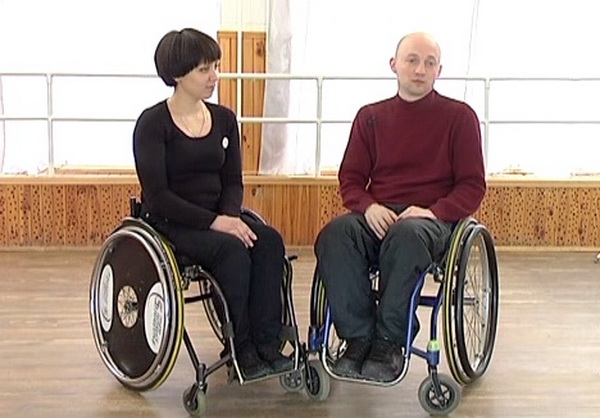 Техника передвижения в инвалидной коляске