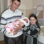 Украинская «дюймовочка» родила здоровую девочку