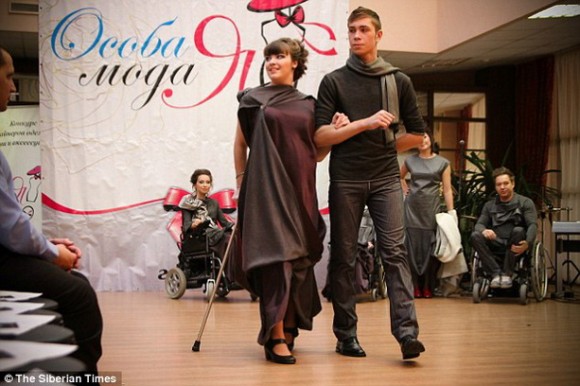 В России работает уникальная школа для моделей с ограниченными возможностями здоровья