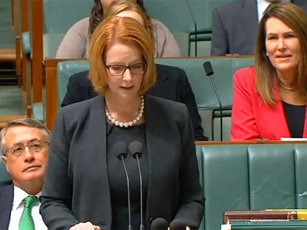Австралийский премьер-министр расплакалась во время выступления в парламенте