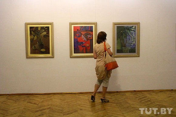 Выставка художника-самоучки из Бреста, страдающего аутизмом, проходит в Витебске