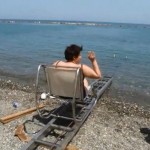 Греческие инвалиды смогут самостоятельно купаться в море