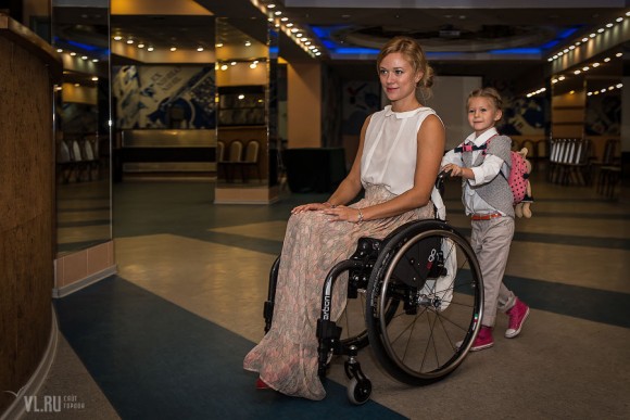Мисс мира Ксения Безуглова: «Жизнь в инвалидной коляске тоже может быть счастливой»