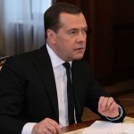 Медведев призвал уделять больше внимания больным аутизмом и быть добрее друг к другу