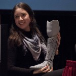 Женщина самостоятельно проектирует и 3D печатает протез ноги