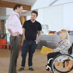 Общение с инвалидом: обучающие видео с юмором