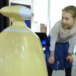 Железный нянь. Сибирский инженер создал робота-воспитателя для дочери