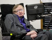 «Умное» инвалидное кресло от Intel для Стивена Хокинга