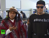 Эквадорский студент изобрел уникальный костюм для слепых людей