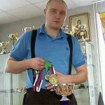 Новосибирский спортсмен с протезом ноги покорил алтайскую гору и стал Альпинистом России