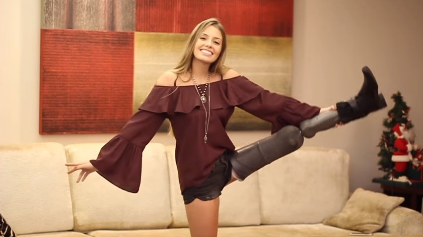 Бразильская модель, потерявшая ногу в аварии, стала звездой Instagram
