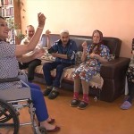 В Башкирии инвалид-колясочник открыла школу танцев для пенсионеров