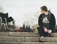 Героем нового клипа Павла Воли, стал парень с инвалидностью