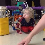 Роботизированный экзоскелет-ползунок поможет малышам с риском ДЦП