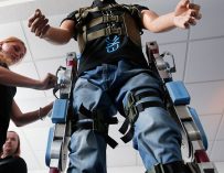 Власти Москвы закупят экзоскелеты для инвалидов за 63 млн рублей