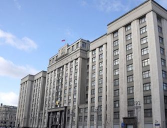 ГД приняла в первом чтении проект о штрафах за отказ обслуживать пожилых