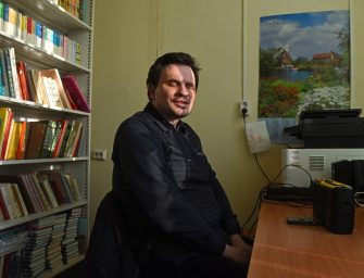 В каждой строчке только точки