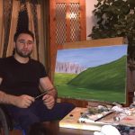 Художник и учитель из Назрани Адам Боголов организовал бесплатные занятия по живописи для детей с инвалидностью